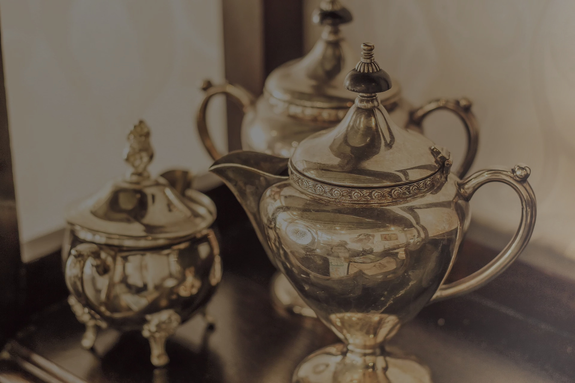 Classical teapots